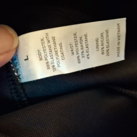 Spanx Women's All Over Faux Leather Leggings. - Picture 8 of 15